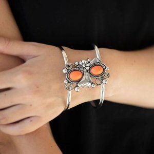 Paparazzi mojave flower girl orange bracelet